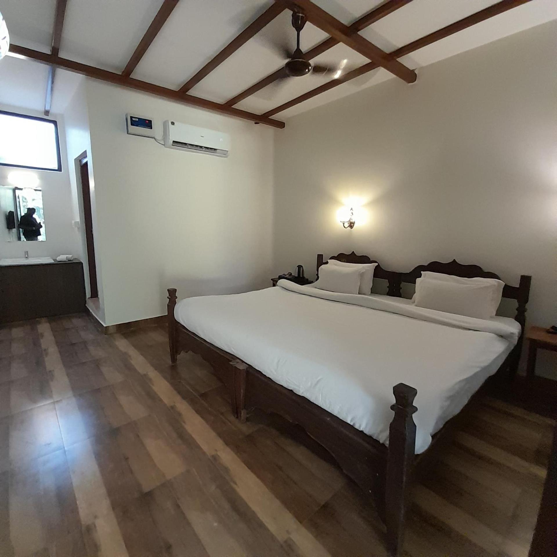 De Soul Sante Beach Resorts Morjim Goa Екстер'єр фото